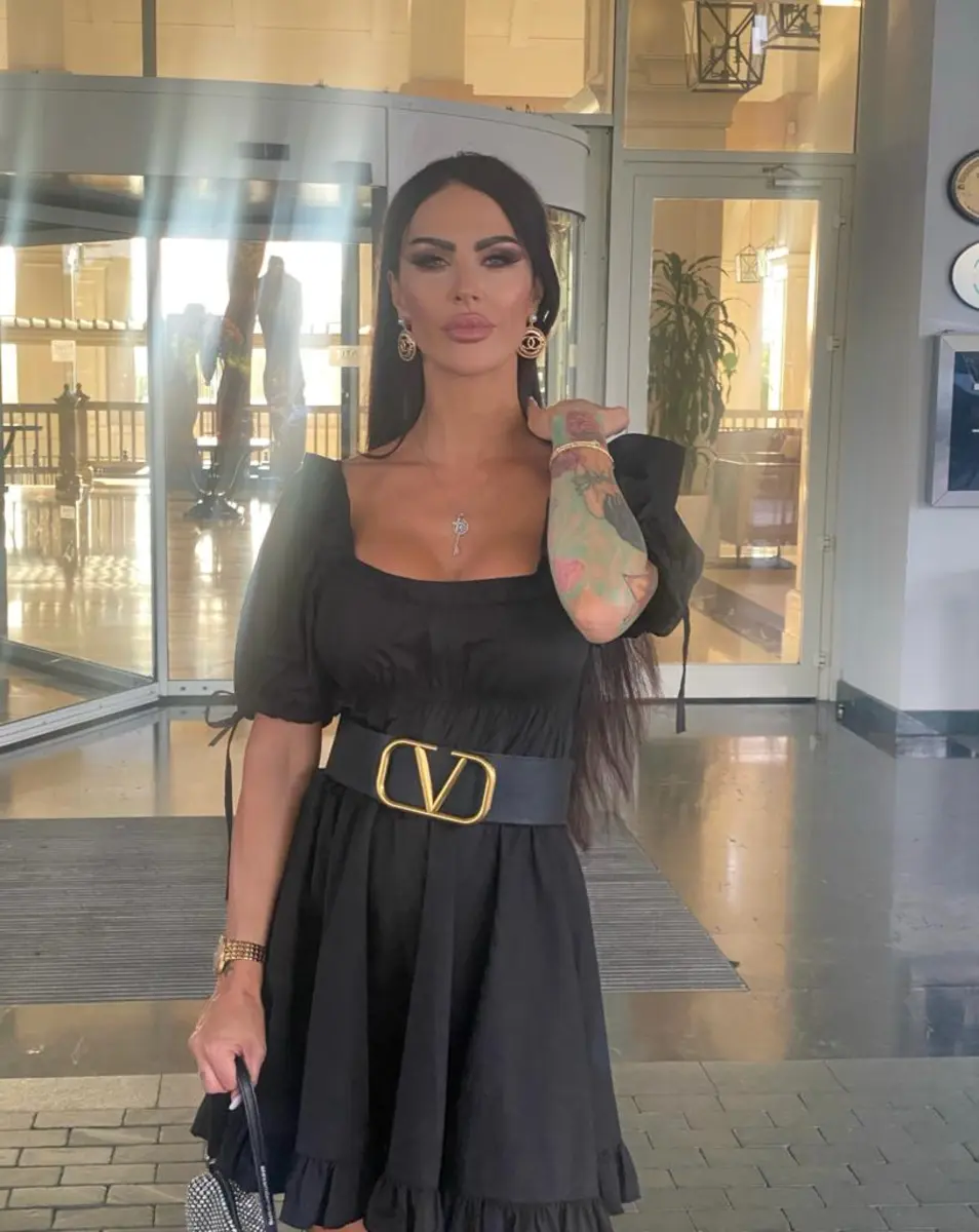 Abelle escort in Munich