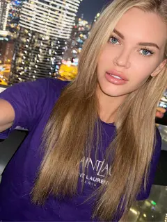 Agata escort in Munich