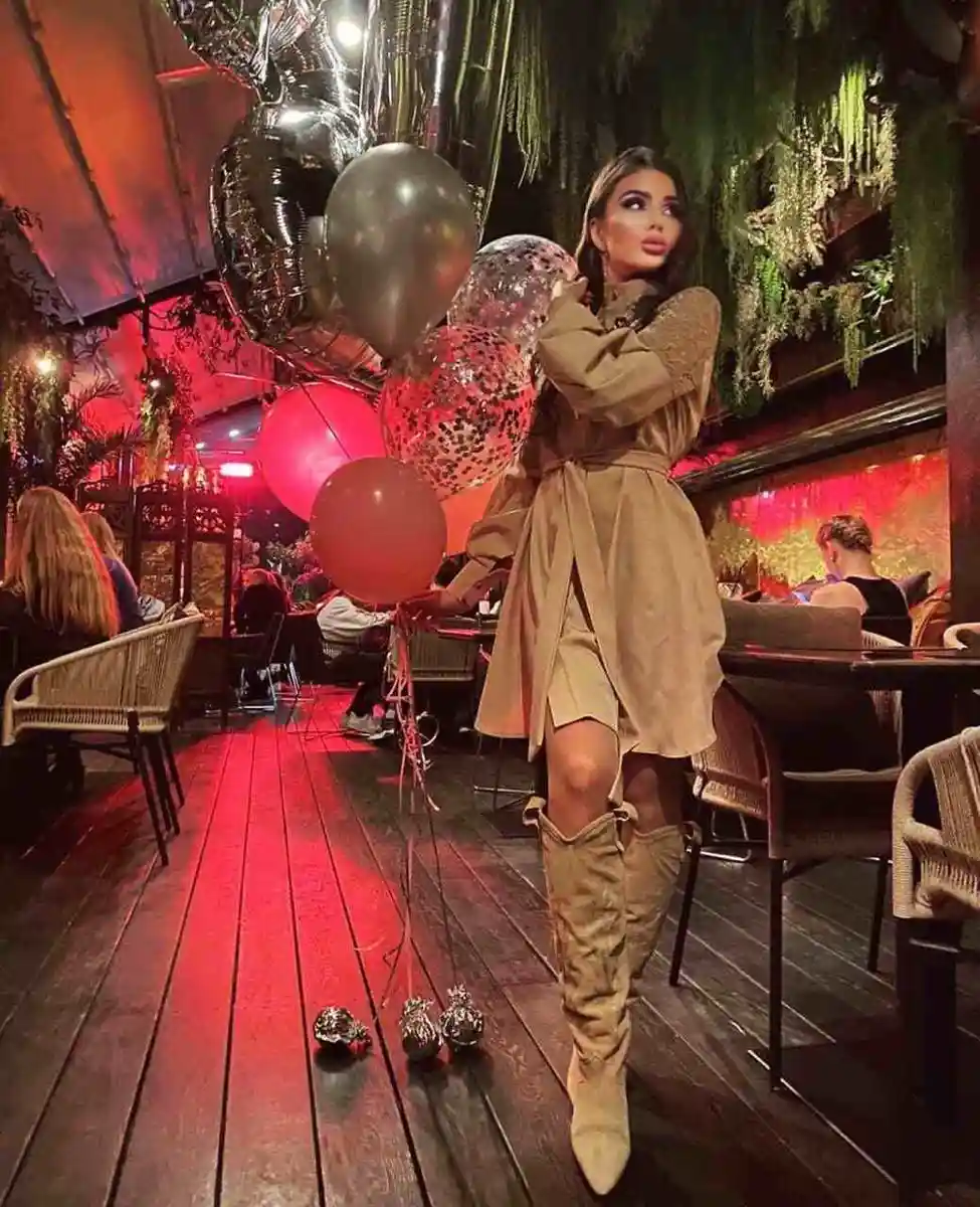 Albina escort in Munich