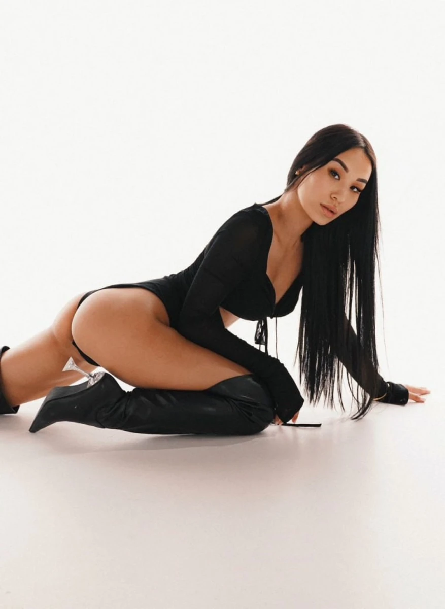 Aliana escort in Munich