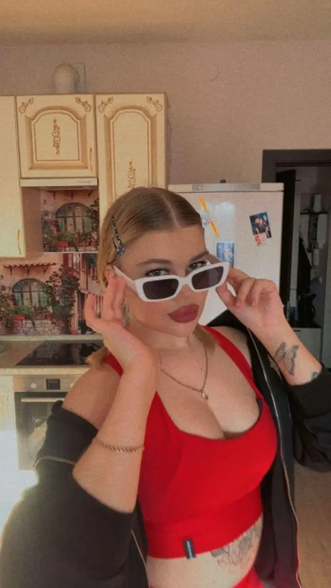 Alice escort in Munich