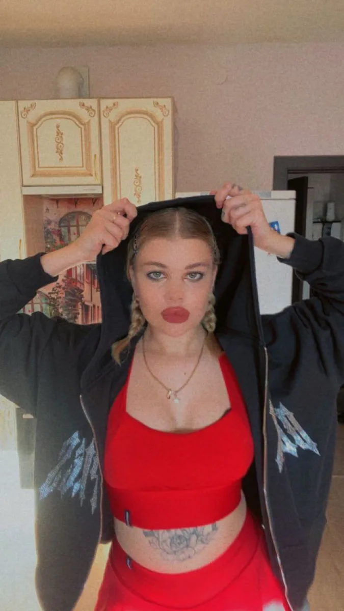 Alice escort in Munich