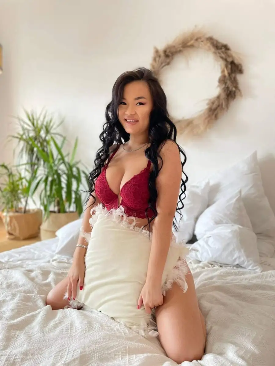 Altana escort in Munich