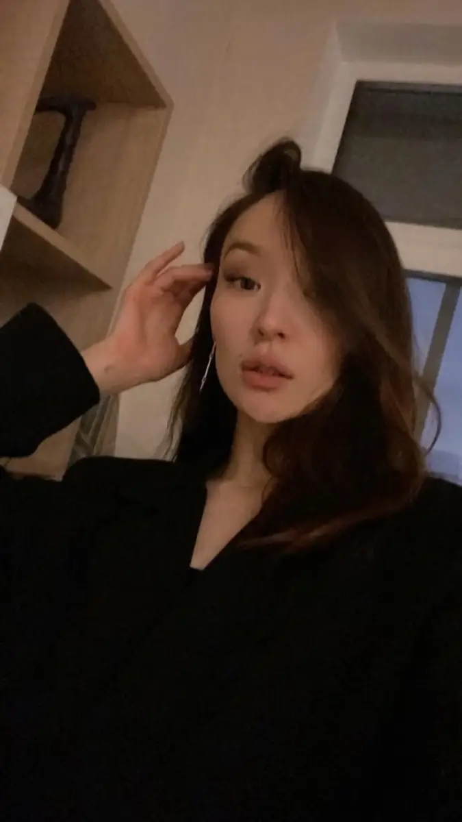 Amina escort in Munich
