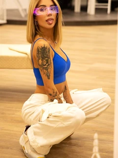 Angela escort in Munich