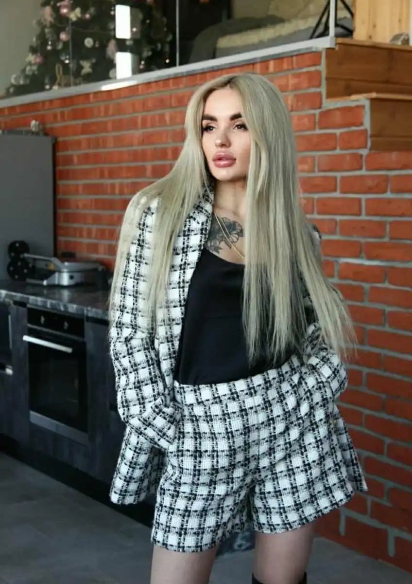 Angelica escort in Munich