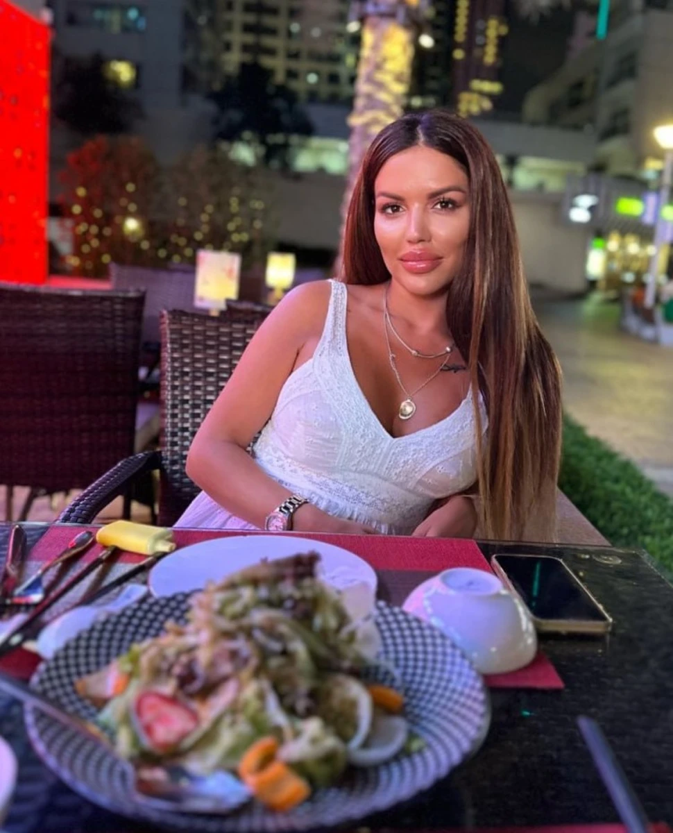 Elina escort in Munich