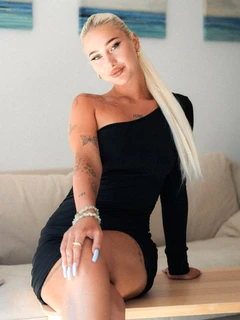Elina escort in Munich
