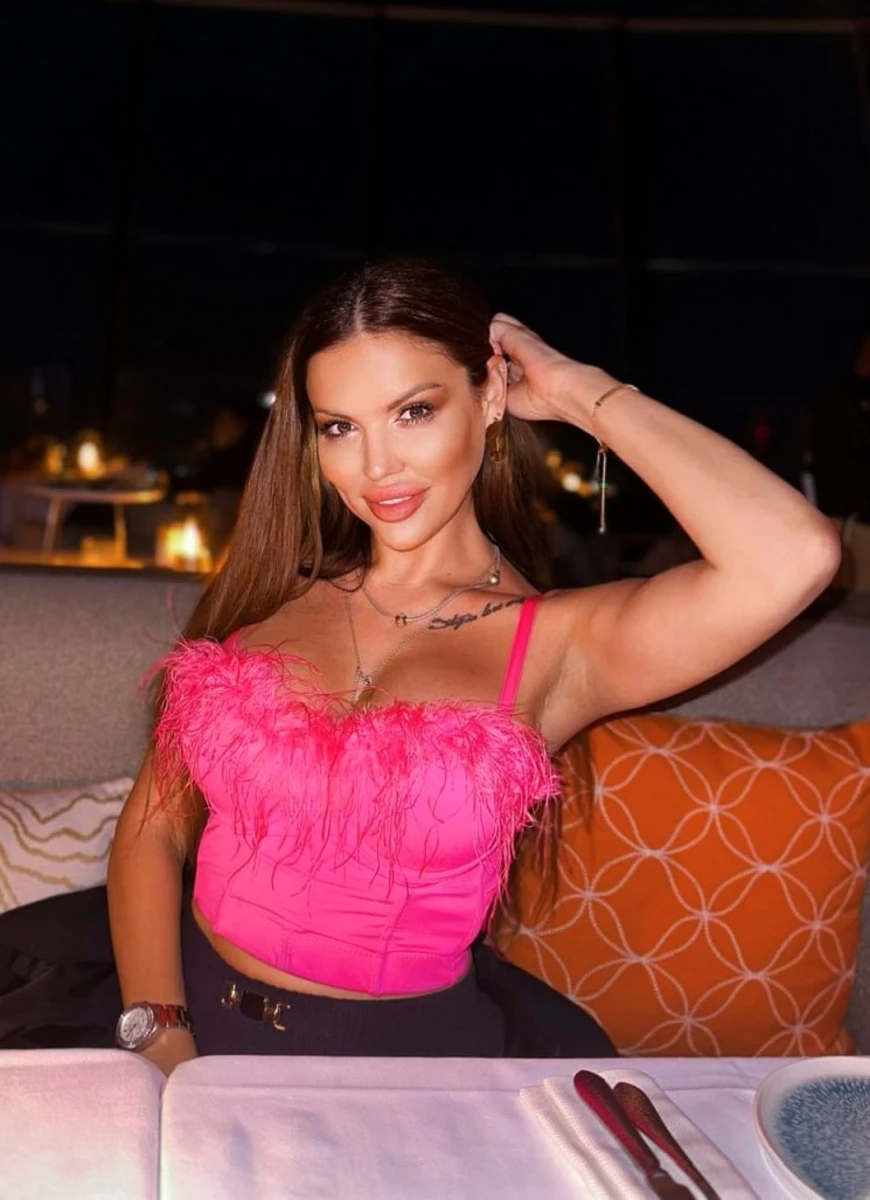 Elina escort in Munich