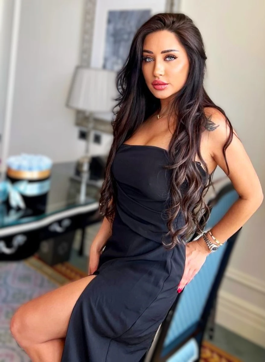 Gloria escort in Munich