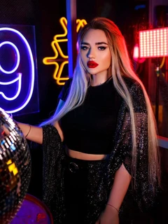 Inessa escort in Munich