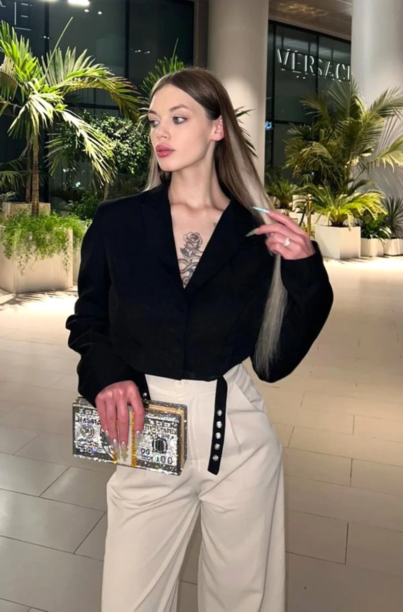 Lakshmi escort in Munich