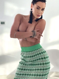 Lara escort in Munich