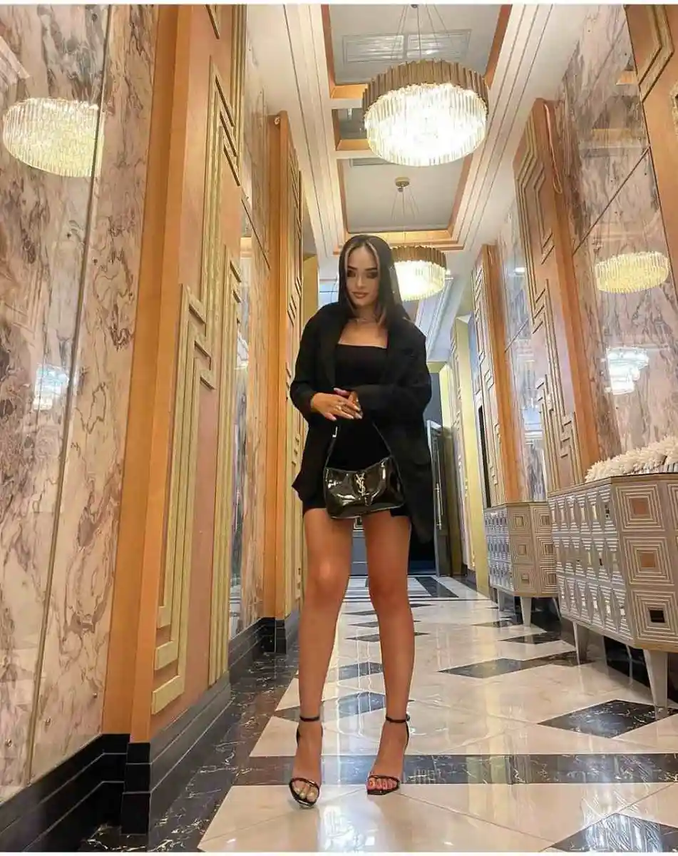 Lilia escort in Munich