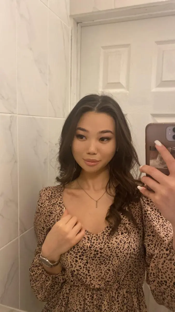 Madina escort in Munich