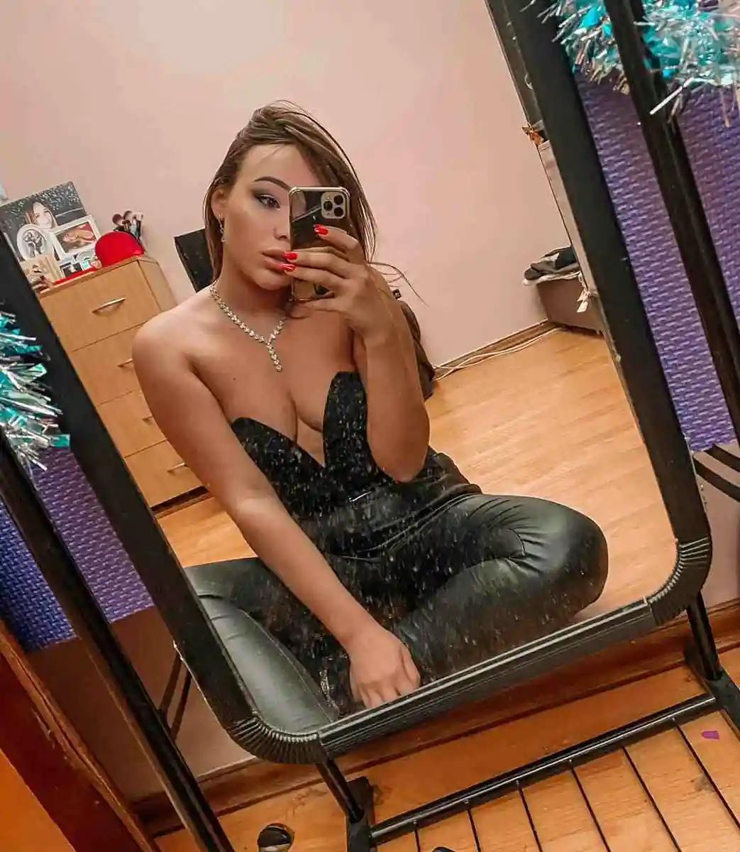 Malika escort in Munich