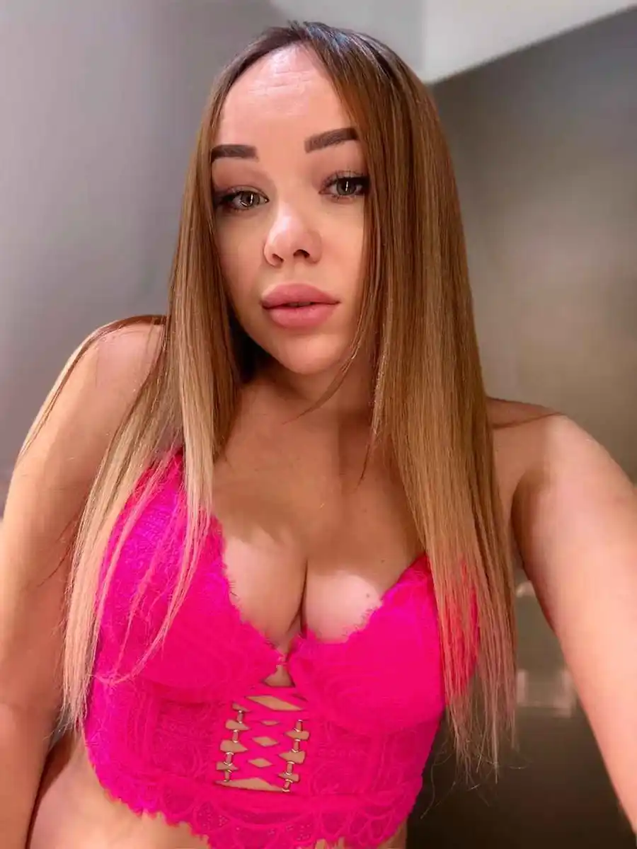 Malika escort in Munich