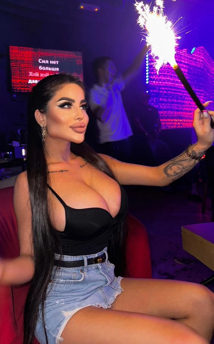 Mariam escort in Munich