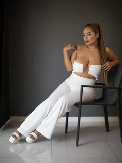 Mariana escort in Munich
