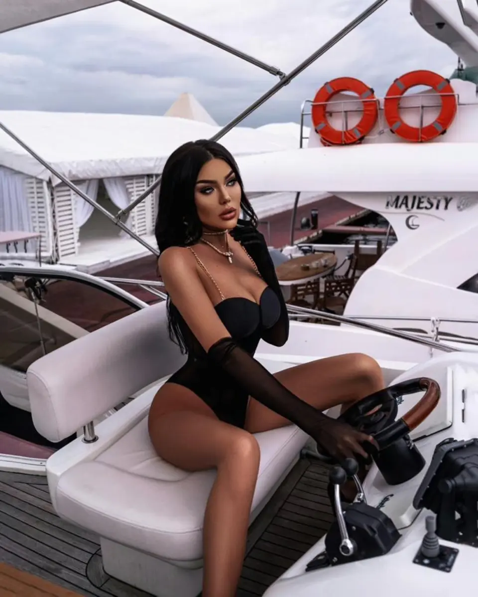 Sabina escort in Munich