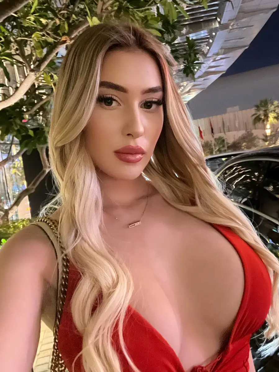 Sylvie escort in Munich