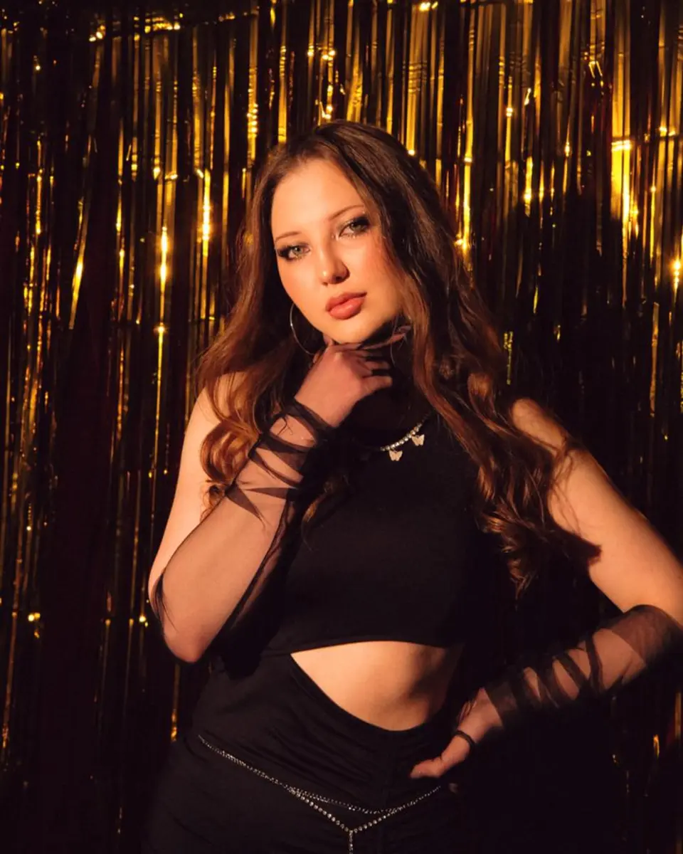 Violetta escort in Munich